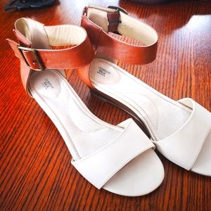 Pretty summer shoes